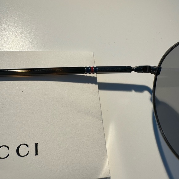 Gucci Sunglasses w flex Hinge made in Italy ULP01ayxen authentic w cloth & Case - Picture 9 of 16